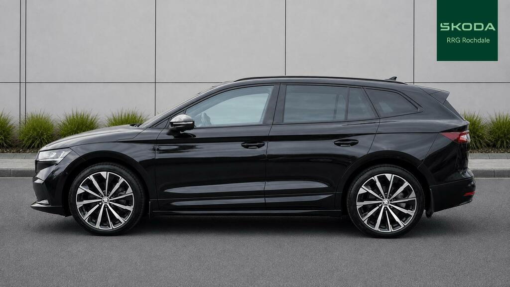 Skoda ENYAQ 210Kw 85X Sportline 82Kwh 4X4 ML26HLM Black #4