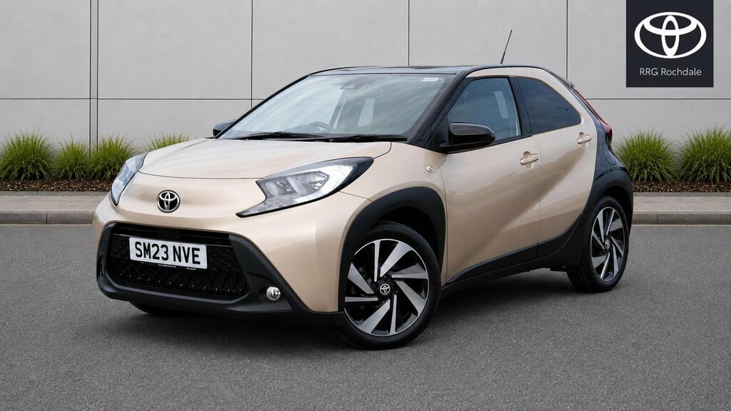 Toyota Aygo X 1.0 Vvt-i Edge X-shift Euro 6 Ss SM23NVE Beige #3