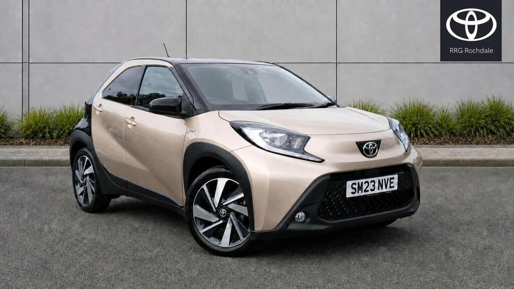 Toyota Aygo X 1.0 Vvt-i Edge X-shift Euro 6 Ss SM23NVE Beige