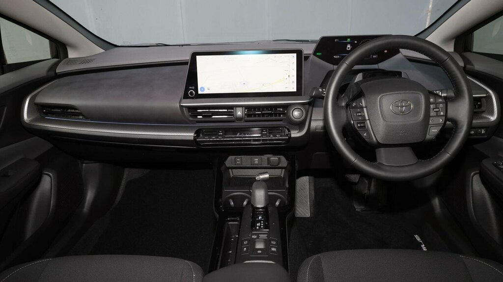 Toyota Prius 2.0 13.6Kwh Design Cvt Euro 6 Ss FD74HVA Black #6