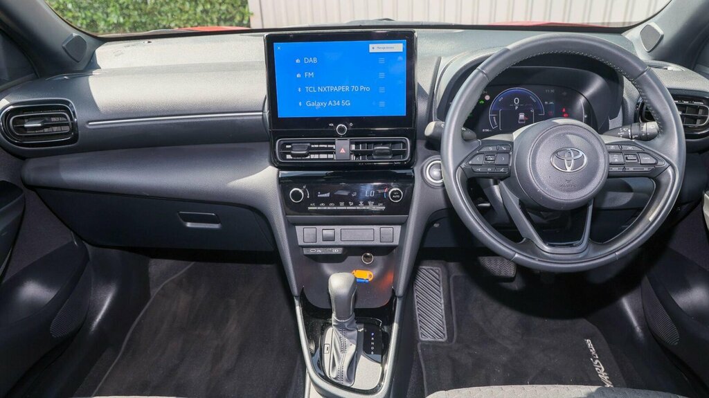 Toyota Yaris Cross 1.5 Vvt-h Design E-cvt Euro 6 Ss MV75SPU Red #6