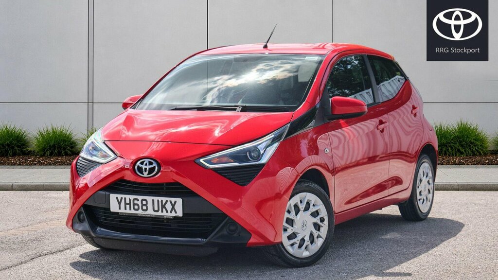 Toyota Aygo 1.0 Vvt-i X-play Euro 6 YH68UKX Red #3