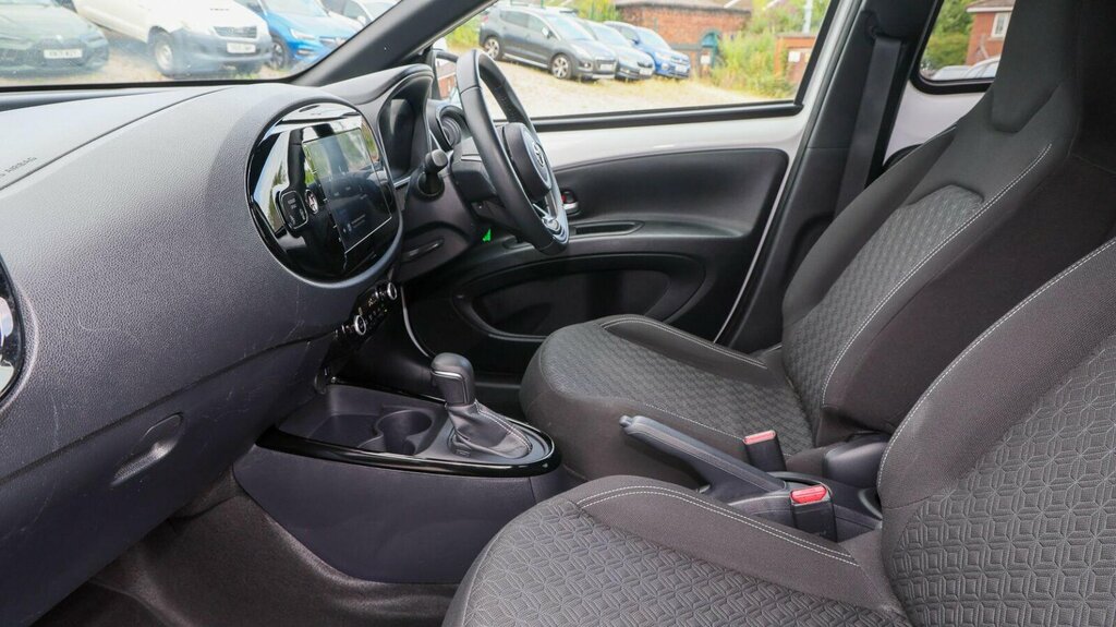 Toyota Aygo X 1.0 Vvt-i Edge X-shift Euro 6 Ss MC73SKE White #5