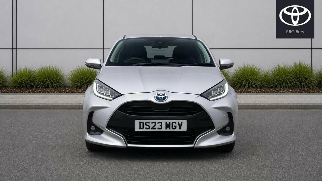 Toyota Yaris 1.5 Vvt-h Excel E-cvt Euro 6 Ss DS23MGV Silver #2