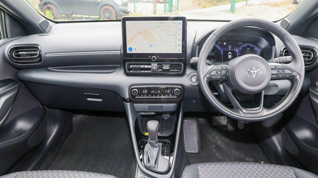 Toyota Yaris 1.5 Vvt-h Excel E-cvt Euro 6 Ss MD75LNZ Black #6
