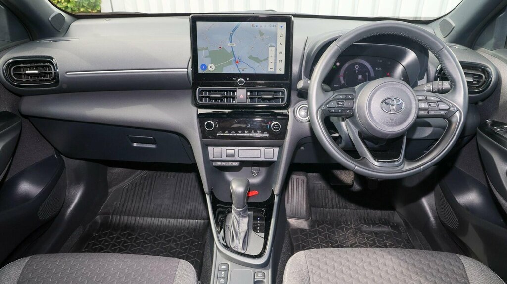 Toyota Yaris Cross 1.5 Vvt-h Design E-cvt Euro 6 Ss MT75AAV Silver #6