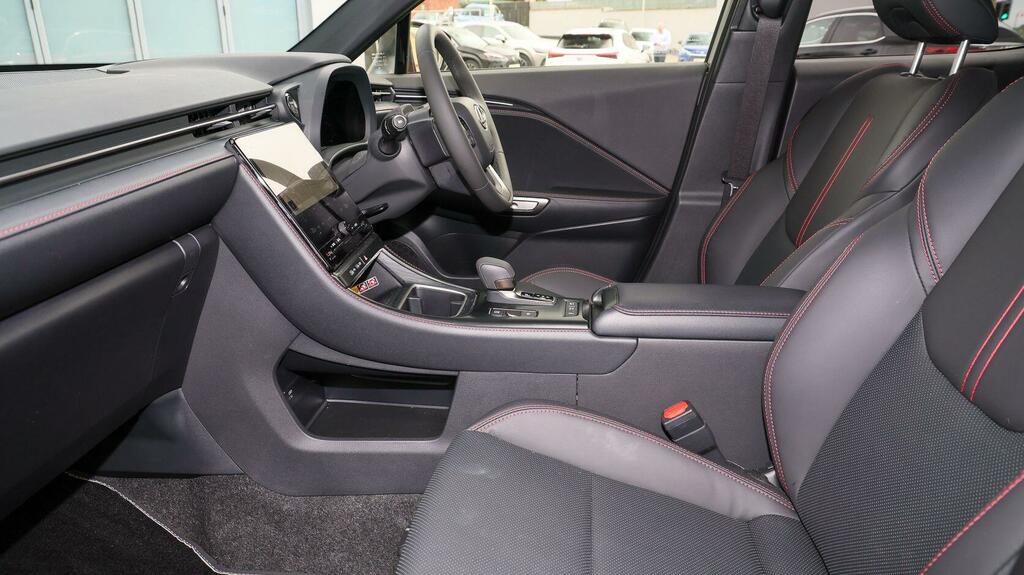 Lexus LBX 1.5 Vvt-ie Premium Plus Design Suv Hybr MD26UGZ Red #5