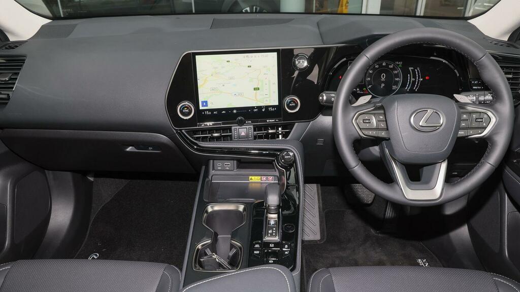 Lexus NX 2.5 450H 18.1Kwh Premium Suv Plug-in H MC26URM White #6