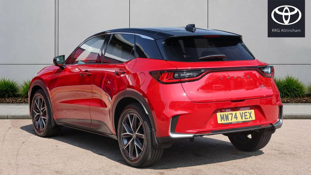 Lexus LBX 1.5 Vvt-ie Takumi E-cvt Euro 6 Ss MW74VEX Red #4