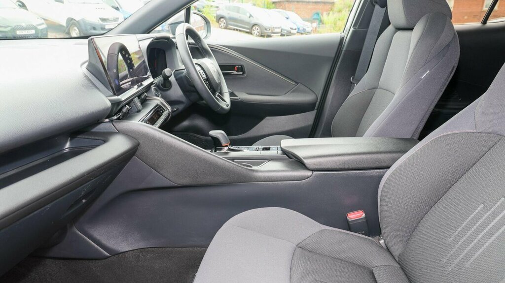 Toyota C-Hr 1.8 Vvt-h Design Cvt Euro 6 Ss FL75OYA Grey #5