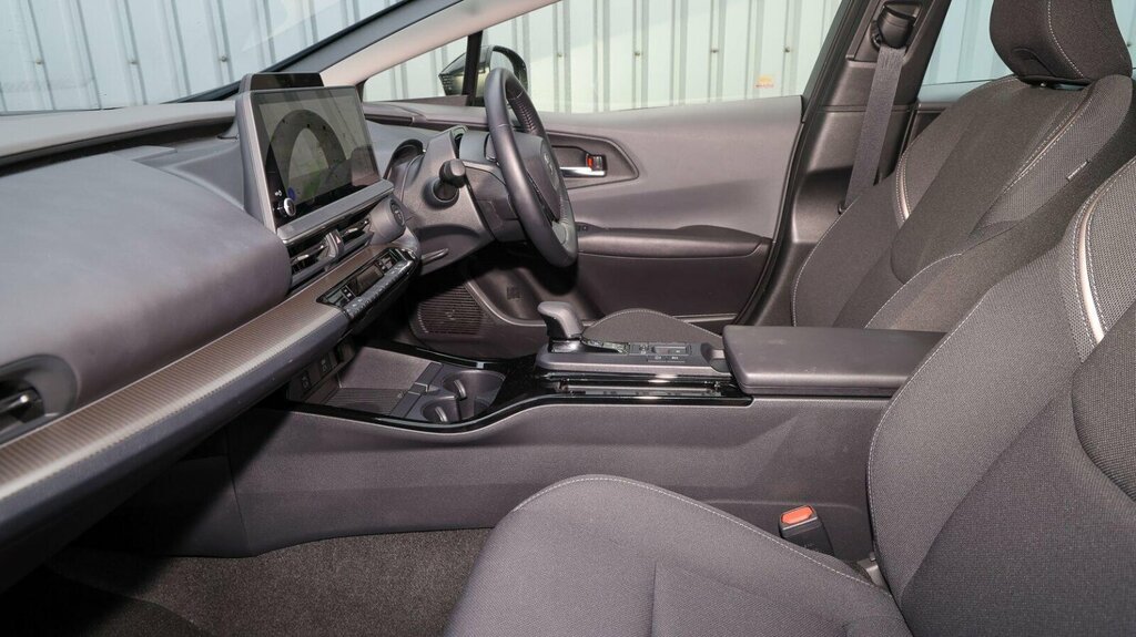 Toyota Prius 2.0 13.6Kwh Design Cvt Euro 6 Ss FL25HGP Grey #5