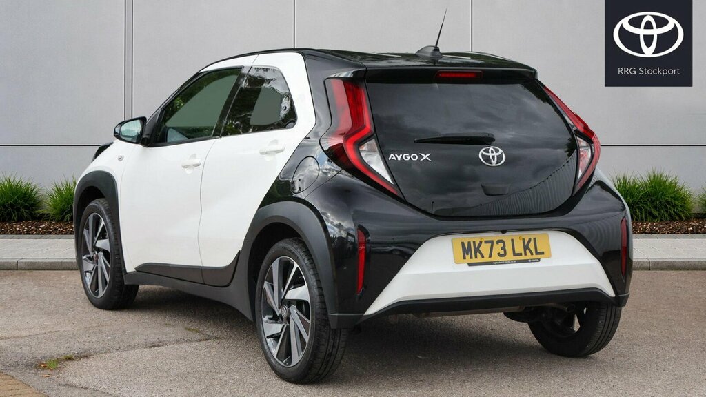 Toyota Aygo X 1.0 Vvt-i Edge Euro 6 Ss MK73LKL White #4