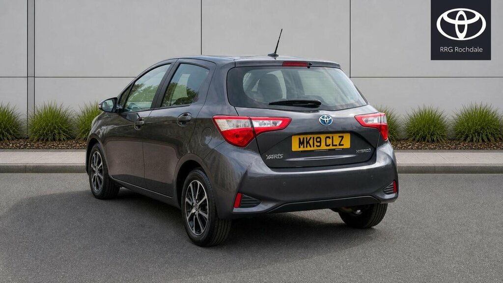 Toyota Yaris 1.5 Vvt-h Icon Tech E-cvt Euro 6 Ss MK19CLZ Grey #6