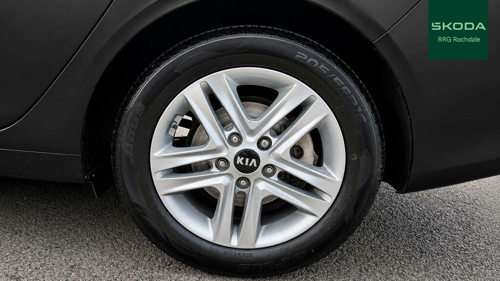 Kia Ceed 1.0T Gdi Isg 2 Black #5