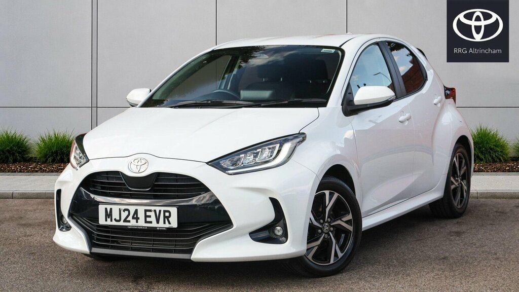 Toyota Yaris 1.5 Vvt-h Design E-cvt Euro 6 Ss MJ24EVR White #3