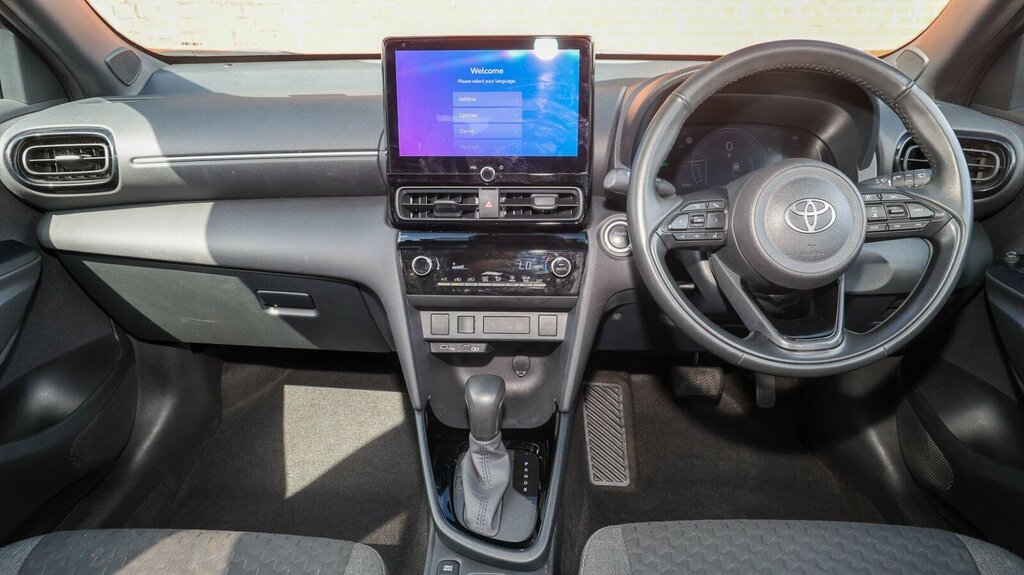 Toyota Yaris Cross 1.5 Vvt-h Design E-cvt Euro 6 Ss MW24FEU White #6