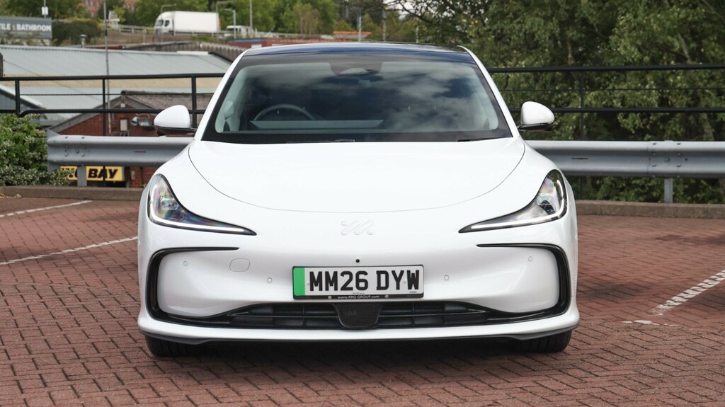 MG IM5 553Kw Performance 100Kwh MM26DYW White #4