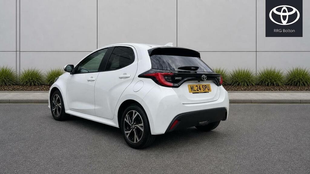 Toyota Yaris 1.5 Vvt-h Design E-cvt Euro 6 Ss ML24SPU White #6