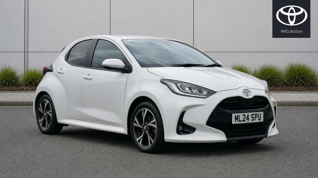 Toyota Yaris 1.5 Vvt-h Design E-cvt Euro 6 Ss White