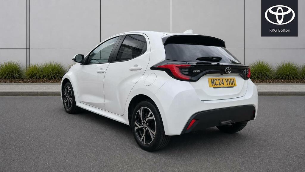 Toyota Yaris 1.5 Vvt-h Design E-cvt Euro 6 Ss MC24YHH White #6