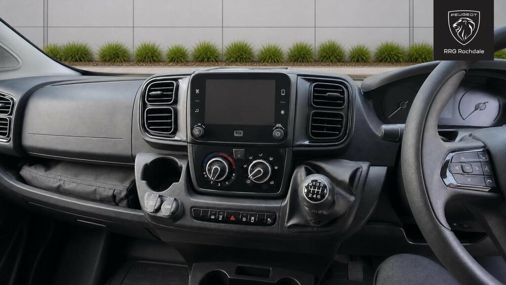 Peugeot Boxer 2.2 Bluehdi 335 Professional Panel Van Grey #12