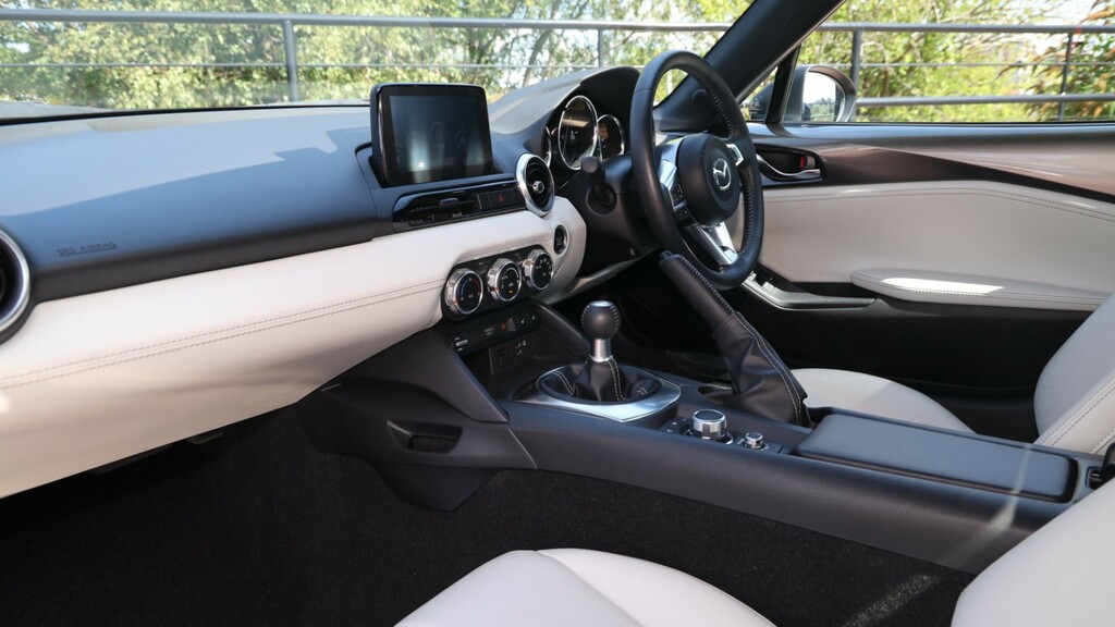 Mazda MX-5 1.5 Skyactiv-g Se-l Convertible Red #2