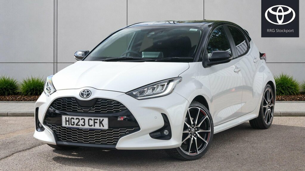 Toyota Yaris 1.5 Vvt-h Gr Sport E-cvt Euro 6 Ss HG23CFK White #3