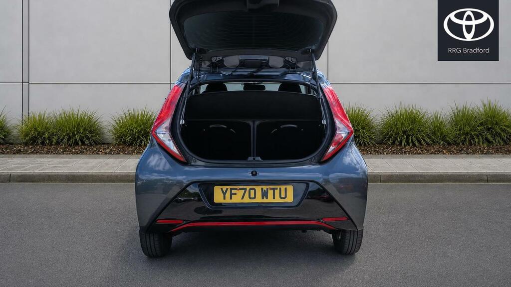 Toyota Aygo Silver #10