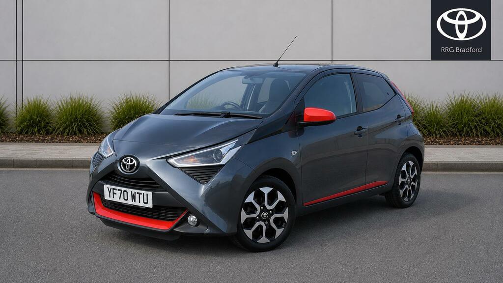 Toyota Aygo Silver #3