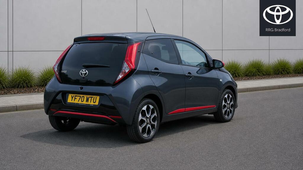 Toyota Aygo Silver #8