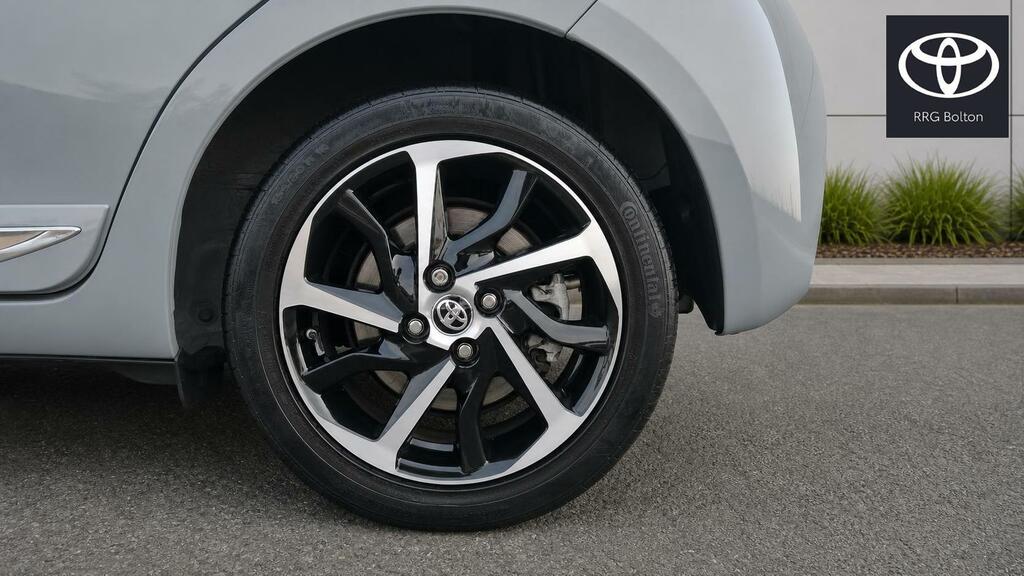 Toyota Yaris 1.5 Vvt-h Excel Hatchback Hybrid E-cvt Grey #5