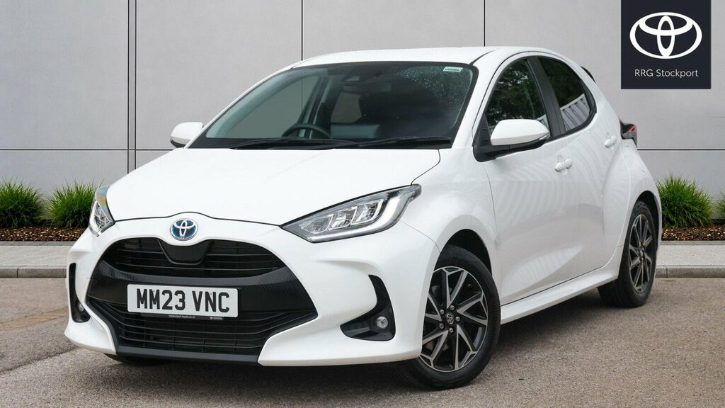 Toyota Yaris 1.5 Vvt-h Design E-cvt Euro 6 Ss MM23VNC White #3