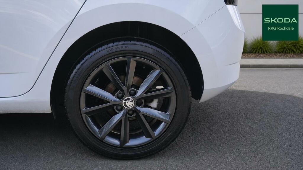 Skoda Fabia 1.0 Tsi Redline White #5