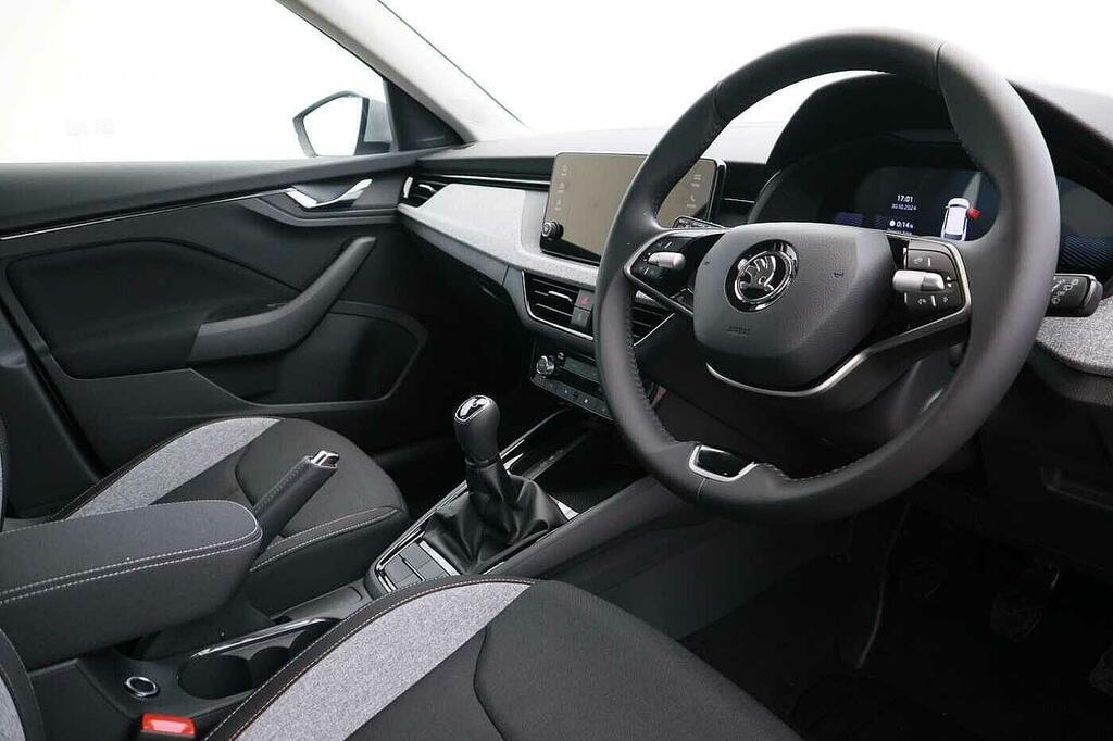 Skoda Kamiq 1.0 Tsi 95 Se Silver #6