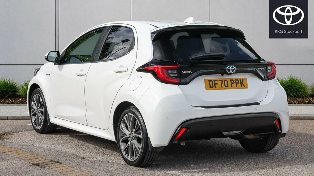 Toyota Yaris 1.5 Vvt-h Excel E-cvt Euro 6 Ss DF70PPK White #4