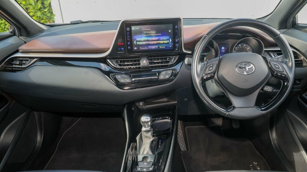 Toyota C-Hr 1.8 Vvt-h Excel Cvt Euro 6 Ss KY69WVD White #6