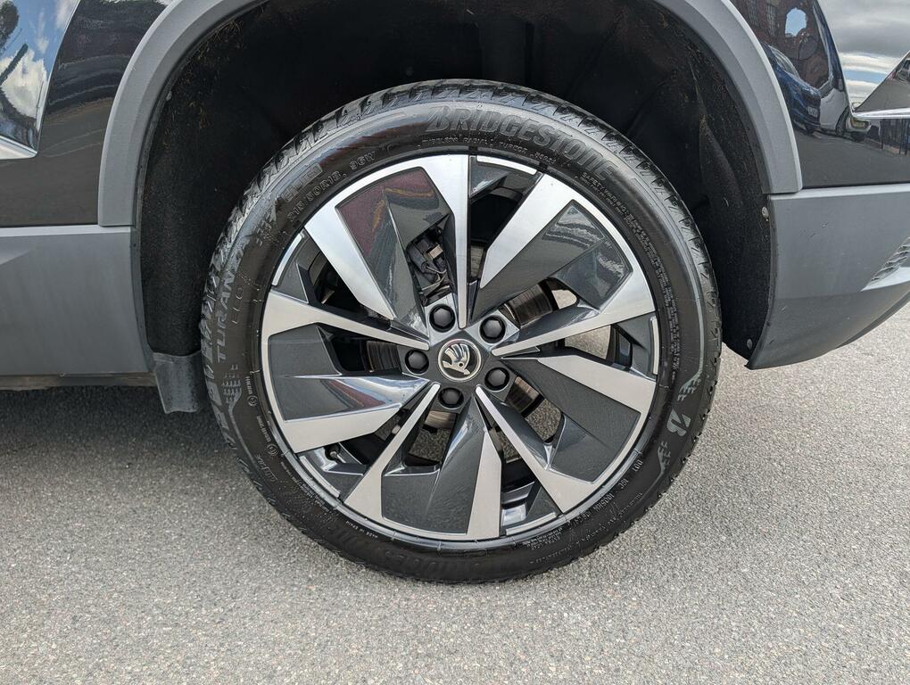Skoda Karoq 1.5 Tsi Se L Black #4