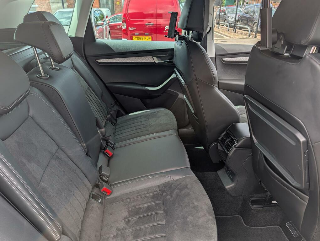 Skoda Karoq Se Drive Black #11
