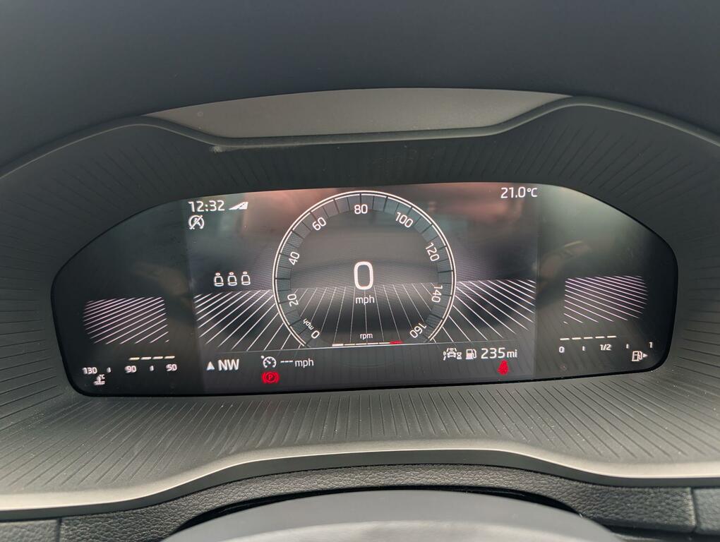 Skoda Karoq Se Drive Black #14
