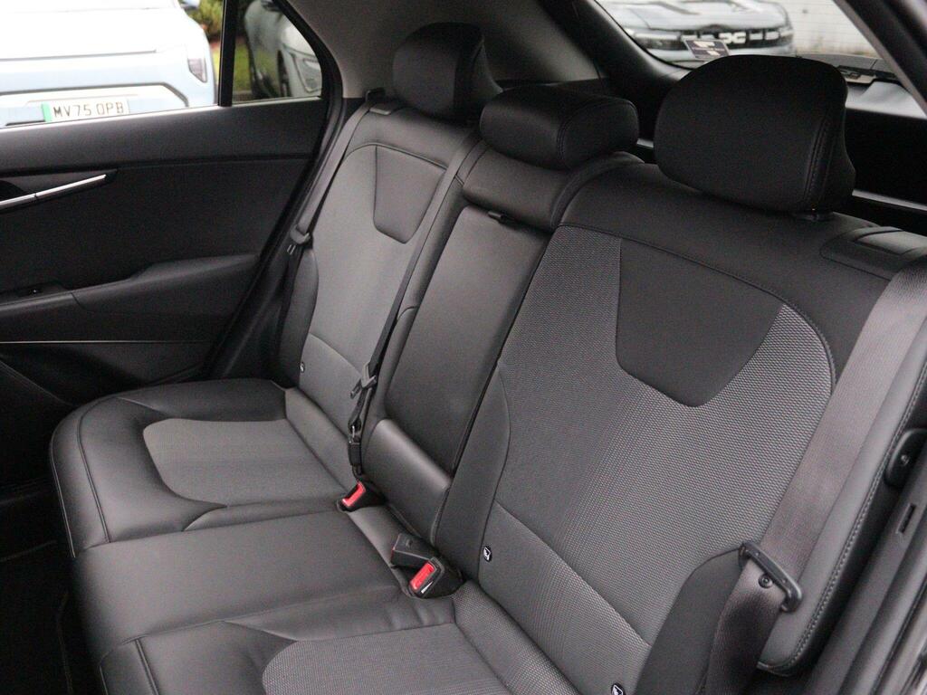 Kia Niro 1.6 Gdi Hybrid 2 Dct White #8