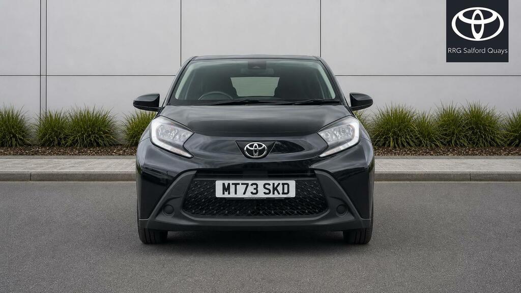 Toyota Aygo X 1.0 Vvt-i Pure Euro 6 Ss MT73SKD Black #2