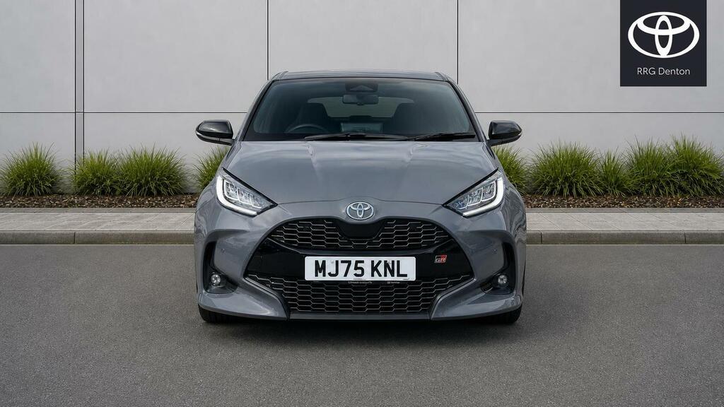 Toyota Yaris 1.5 Vvt-h Gr Sport E-cvt Euro 6 Ss MJ75KNL #2