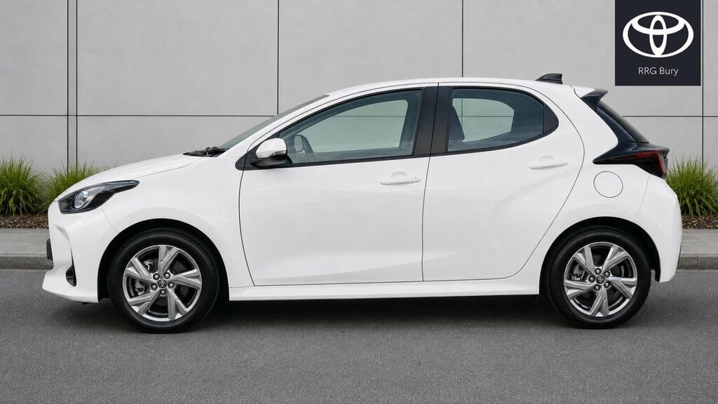 Toyota Yaris 1.5 Vvt-h Icon E-cvt Euro 6 Ss MV75NMA White #4