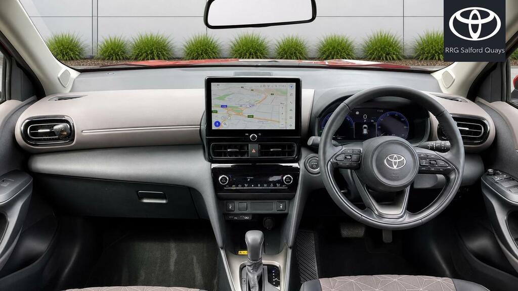 Toyota Yaris Cross Excel White #12