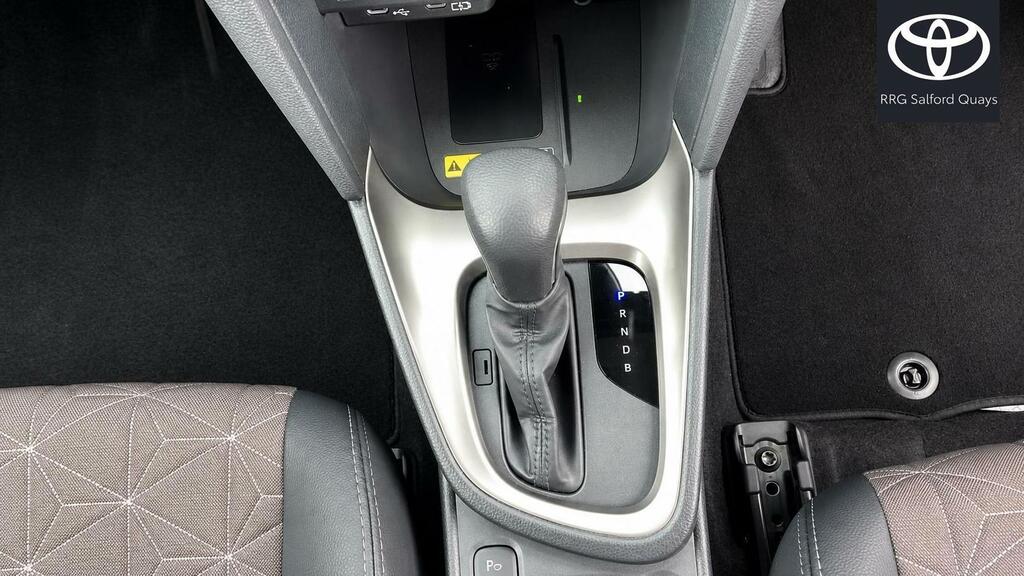 Toyota Yaris Cross Excel White #23