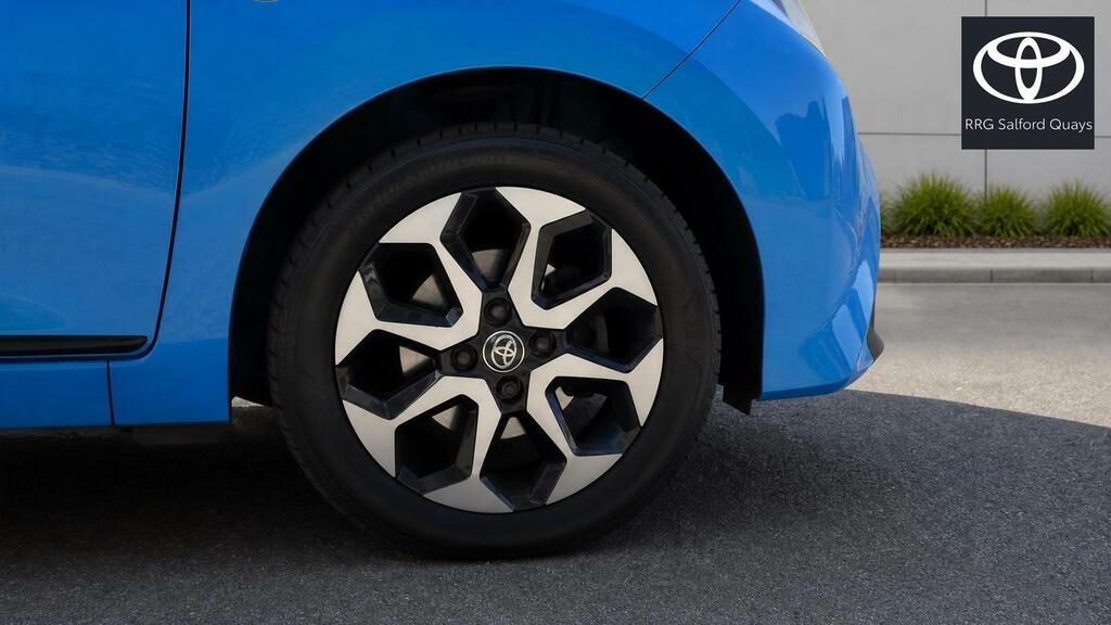 Toyota Aygo 1.0 Vvt-i X-trend Euro 6 FA19UWH Blue #5