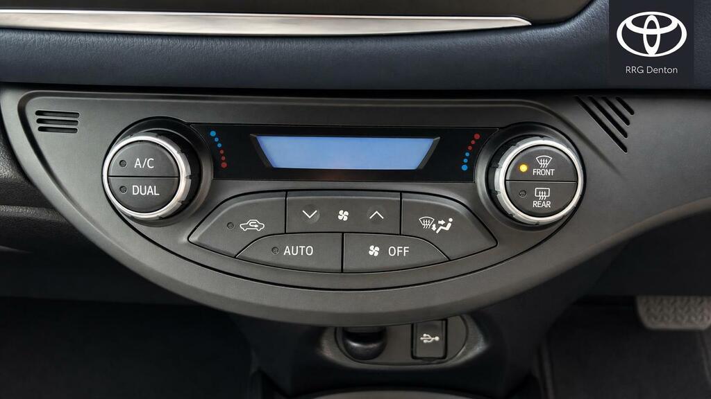 Toyota Yaris 1.5 Vvt-i Icon Tech 5-Dr Brown #24