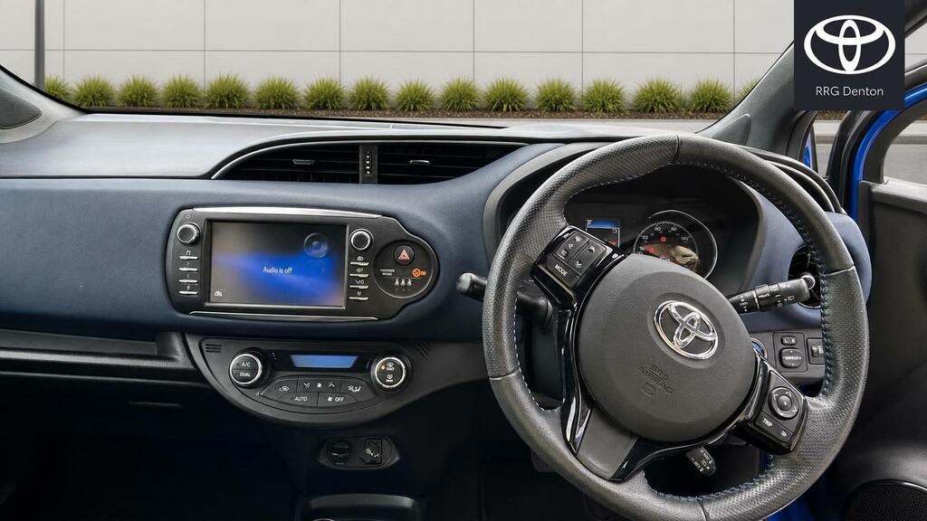 Toyota Yaris 1.5 Vvt-i Icon Tech 5-Dr Brown #12