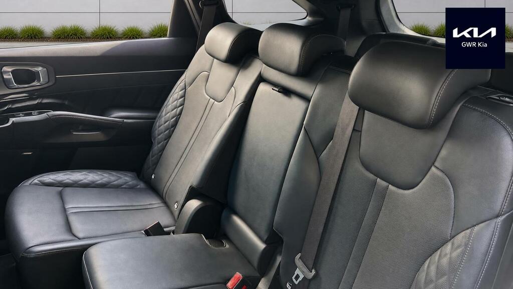 Kia Sorento 1.6 T Gdi 13.8Kwh Edition Suv Plug In H Black #15