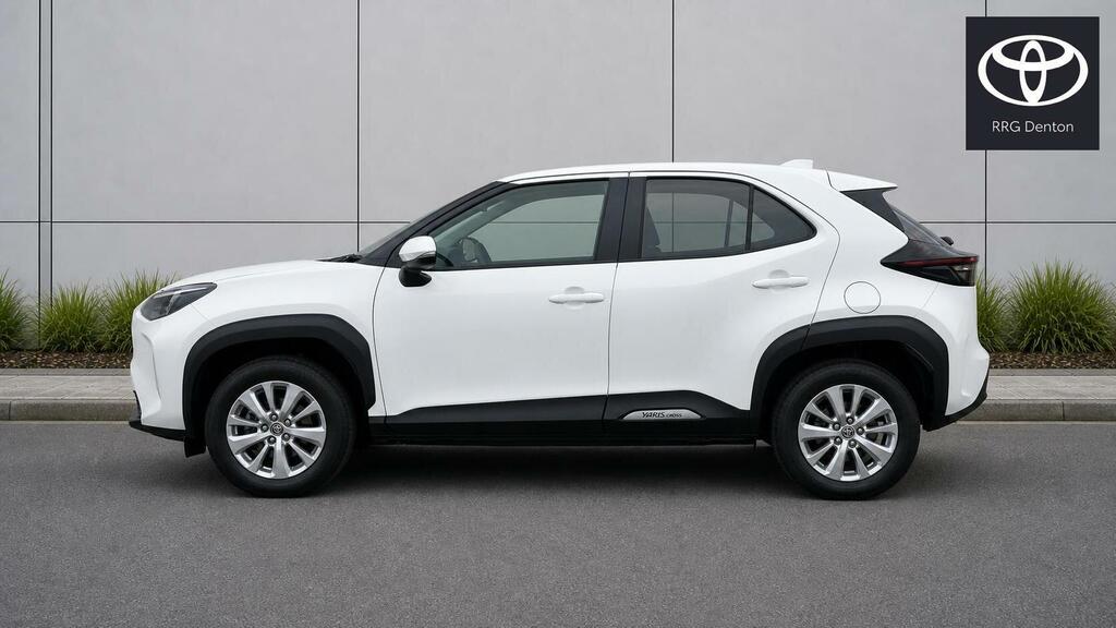 Toyota Yaris Cross Design White #7
